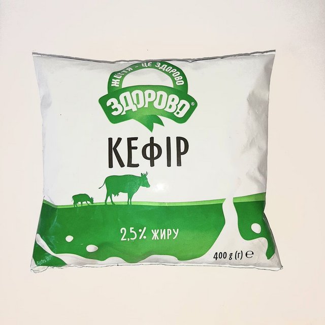 Кефір ЗДОРОВО 2,5%, 400г, плівка поліетиленова